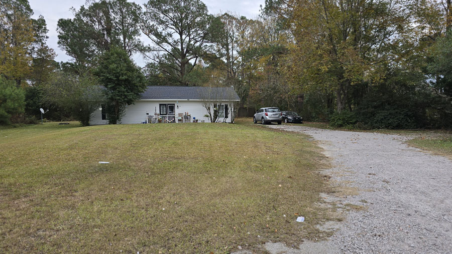 875 Hibbs Road