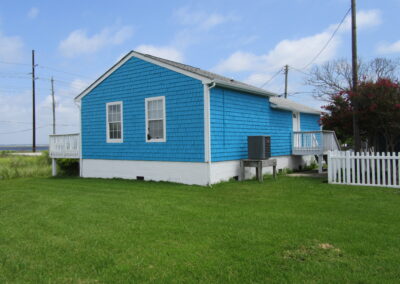 304 N 6th St, Morehead City, NC 28557